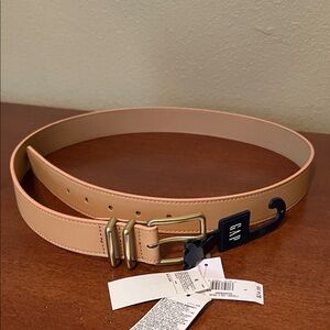 GAP Ladies Beige Leather Belt with Gold Buckle - Size Large - NWT